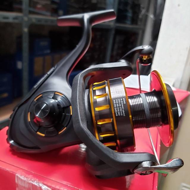 Reel daiwa bg 6500 atau 8000 power handel