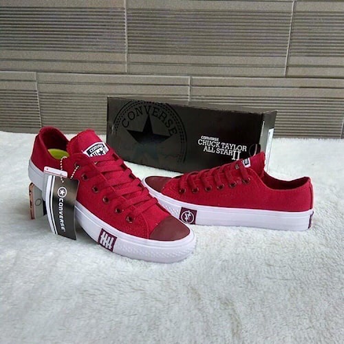 Sepatu Casual Distro Sneakers Pria Cowok Cowo Laki Remaja Dewasa Keren Gaul Converse All Star CT Und