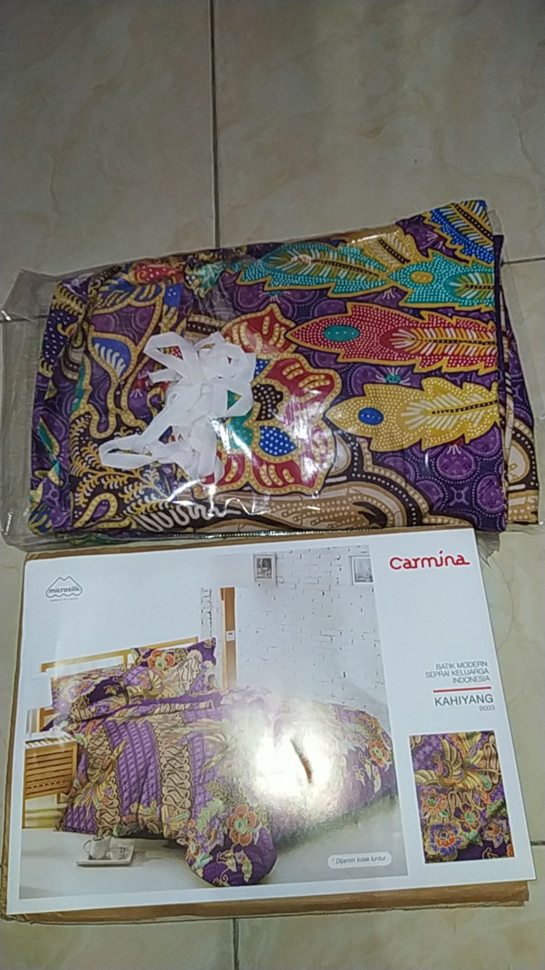 Carmina Sprei 20x120x200 Cm Set (tanpa Bed Cover Atau Selimut) Seprei Sprai Seprai Batik Seri 1