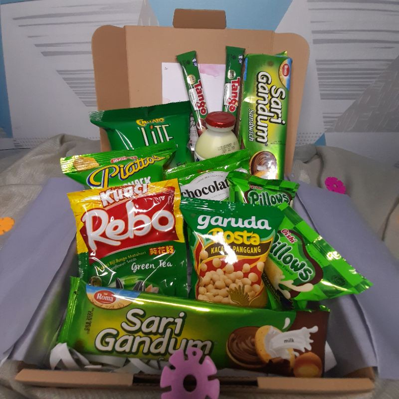 SNACK BOX HIJAU / HAMPERS/ GIFT MURAH !!!