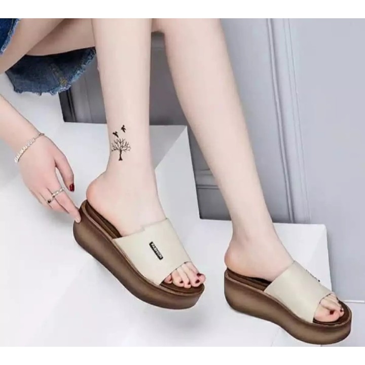 Sandal Wanita Zora Wedges Wanita Fashion