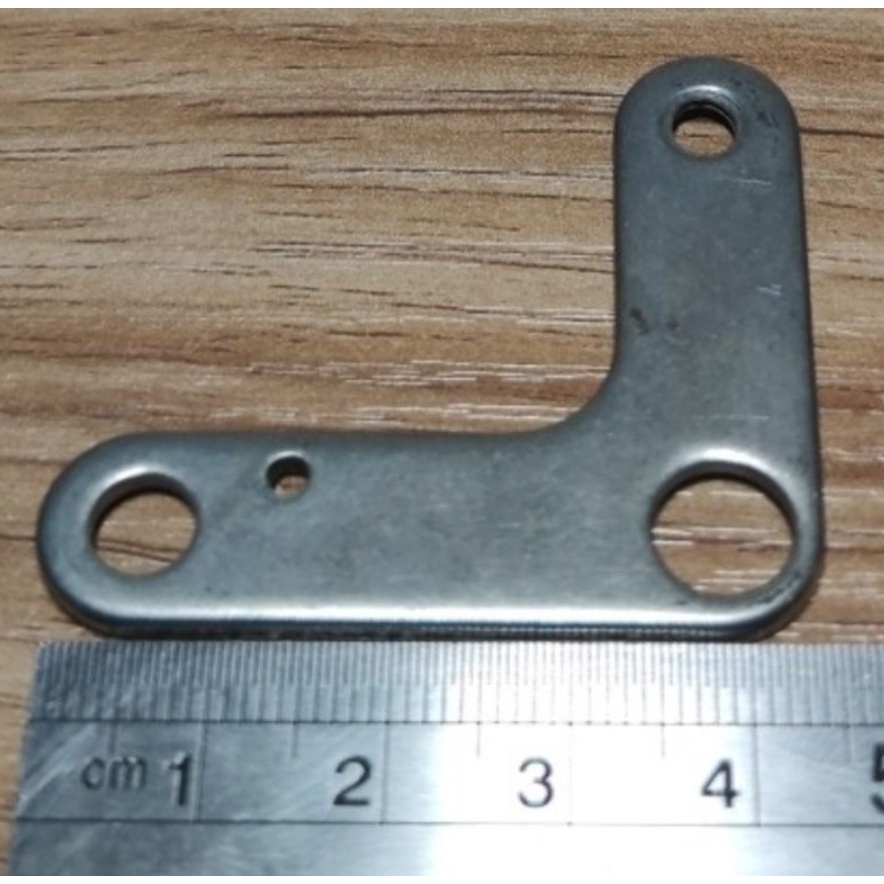 22T7-007C1 Plat Tuas Angkatan Sepatu  Kanan / Knee Lifter Lever (Right) Mesin Jahit Industri GC Typical