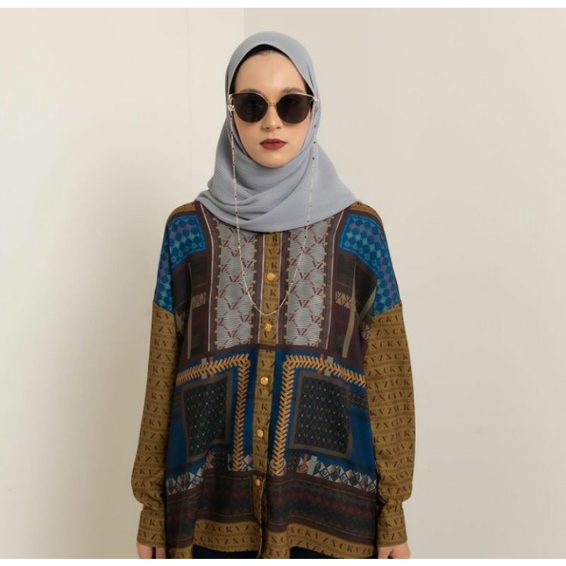 Ready Stock Fyura Top Warna Olive  Vivi Zubedi X Citra Kirana Fyura Top / Vivi Zubedi X Citra Kirana