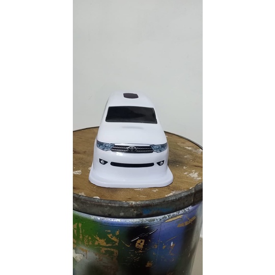 Tempat Tissue,tempat tissu Miniatur Mobil Fortuner Lama