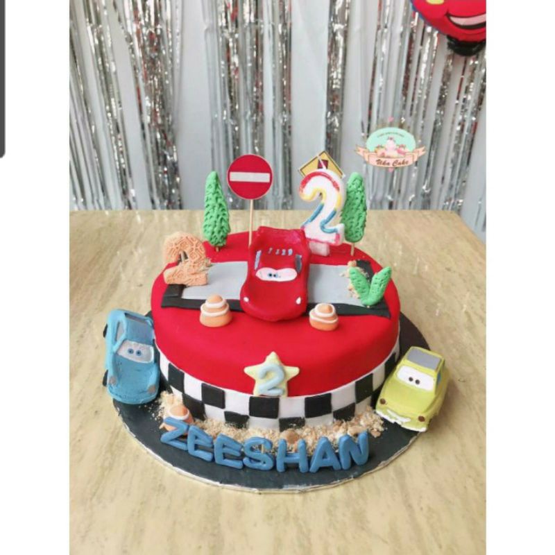 

kue ulang tahun karakter mobil bisa custome