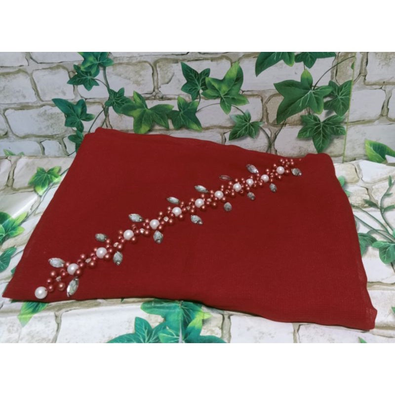 SEGIEMPAT PAYET BANDO BELLA/HIJAB BANDO MUTIARA/KERUDUNG PAYET BELLA SQUERE-Merah
