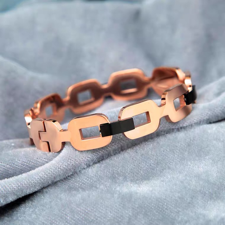 Gelang Tangan Rantai titanium steel Lapis rose gold 18K Anti Air hypoallergenic Gaya Korea Untuk Wanita