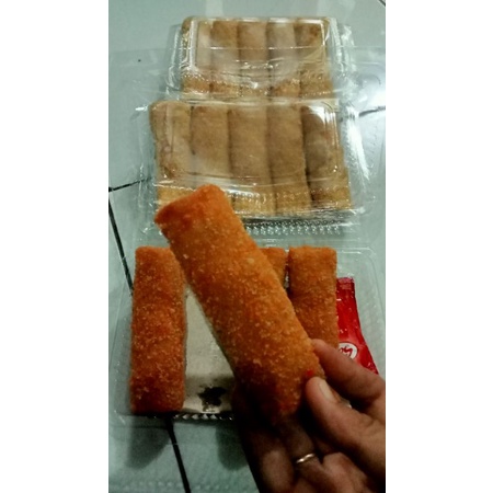 

risol ayam Frozen