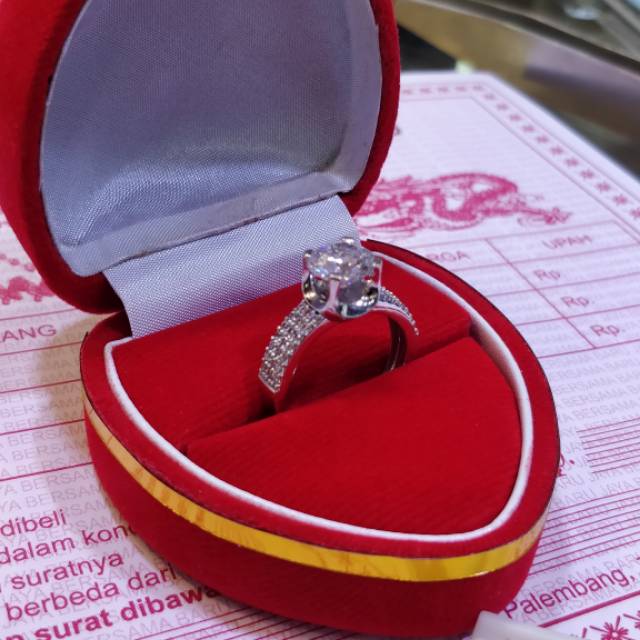 Cincin Emas putih size 17 kadar 375%