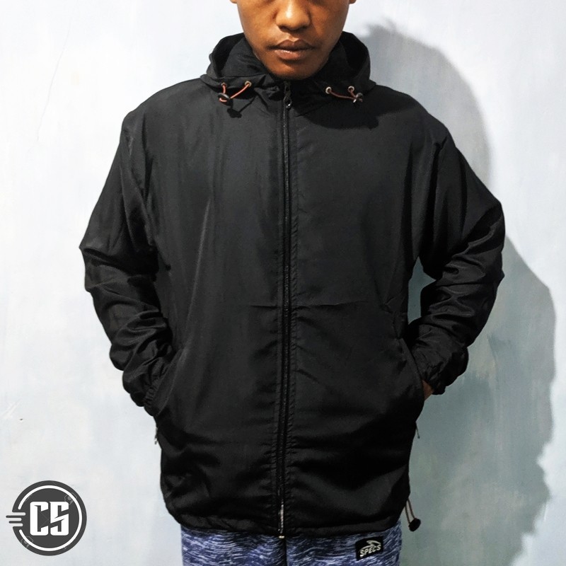 Jaket Parasut Lari Olahraga Sauna Hitam Polos Premium Jaket Parasut Lari Olahraga Sauna Hitam Polos Premium