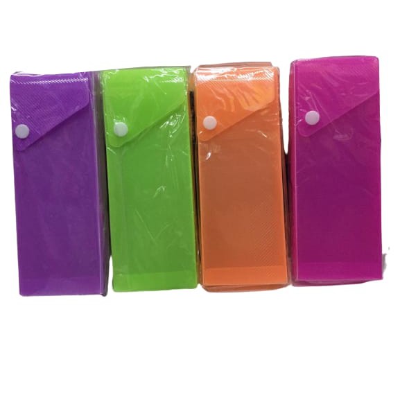 

Tempat Pensil Kancing Zenia Warna Warni