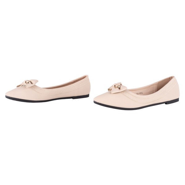 cream flat shoes