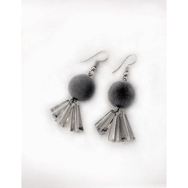 LRC Anting Gantung Trendy  Fuzzy Ball Decorated Color Matching Y576X