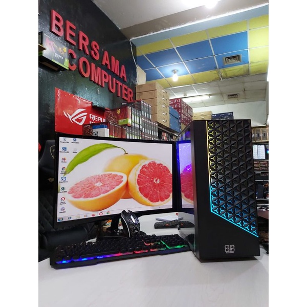 Paket Pc Gaming Desain intel core i7 Ram 16 gb Vga 4 gb ddr 5 monitor 24 inc Curved