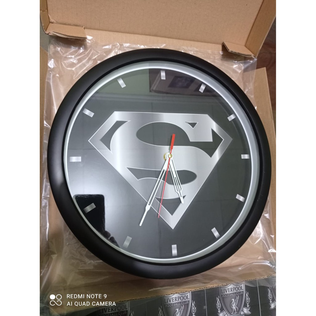 (ISTIMEWA &amp; BAGUS) JAM DINDING SUPERMAN SILVER - LIMITED EDITION