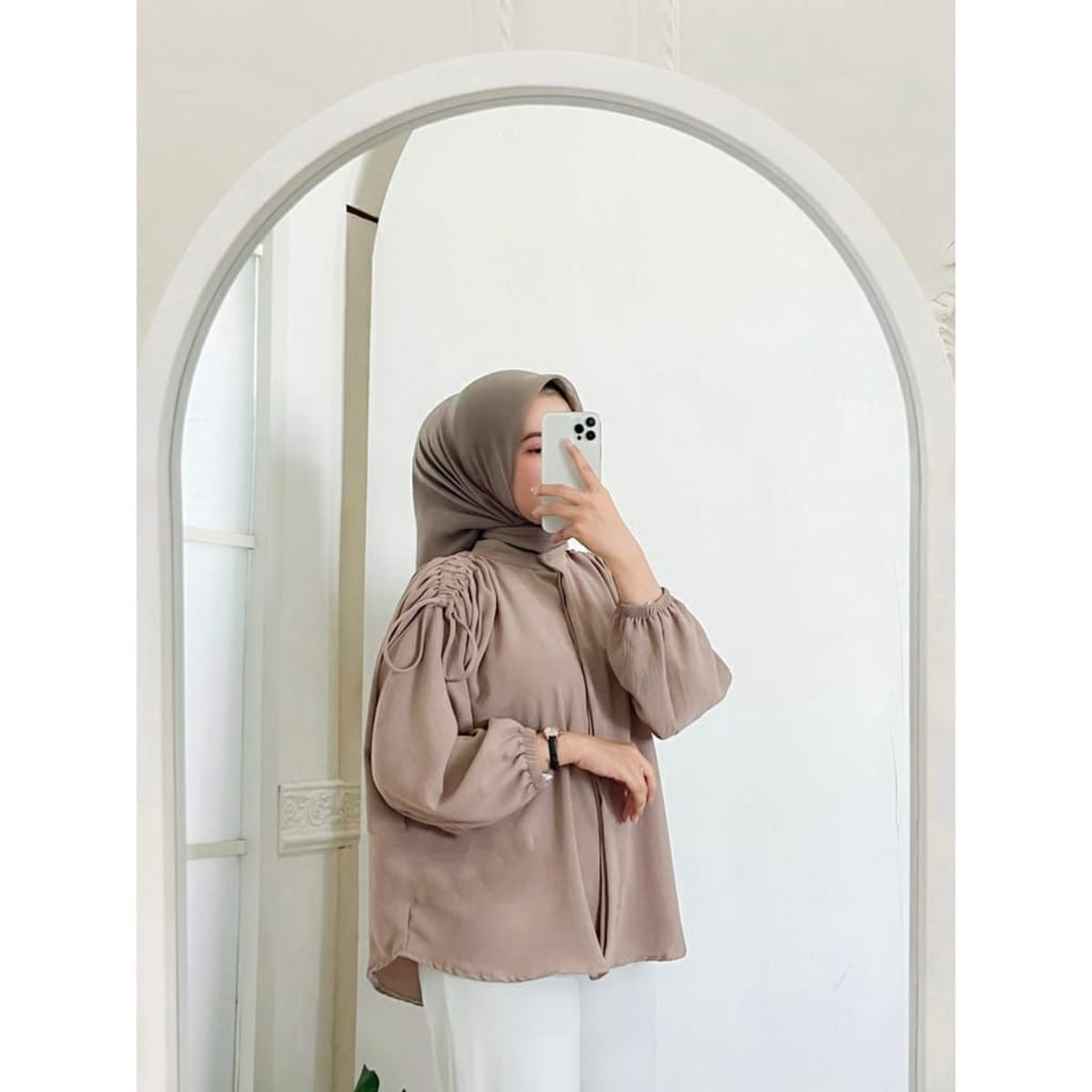 BEFAST - ZEC OOTD Blouse SYANA / Gavi Lengan serut Crincle Blouse / Atasan Lengan Serut Panjang / Blouse Keluaran Terbaru / Pakaian Casual Wanita / Blouse Polos Formal / Fashion Remaja Wanita Kekinian / Blouse Wanita Modis / Outfit Trendy Wanita ABG