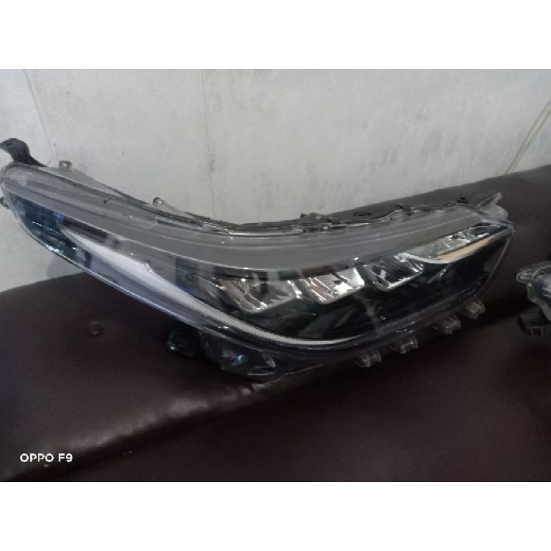 head lamp Toyota Yaris 2020 2021