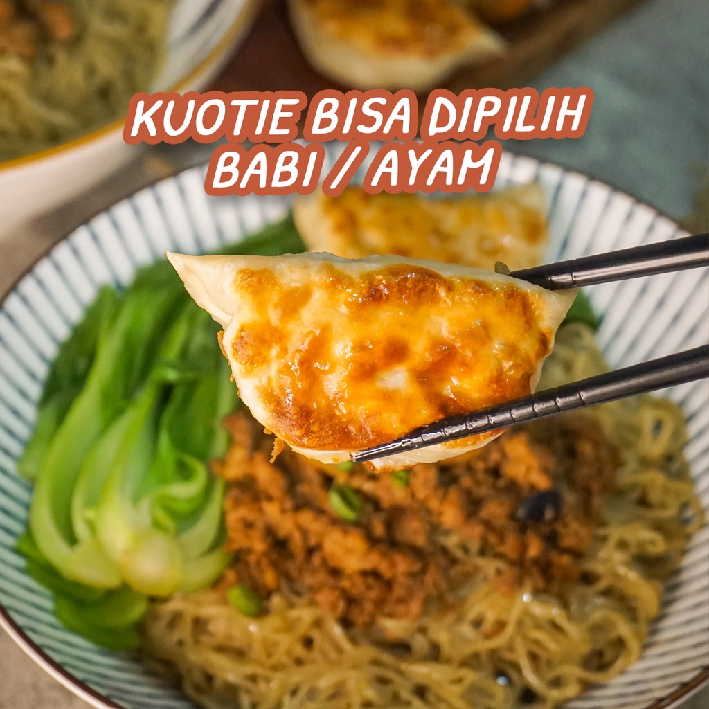 

Bakmi Kuotie Ayam / Mie Kuotie Ayam (Frozen)
