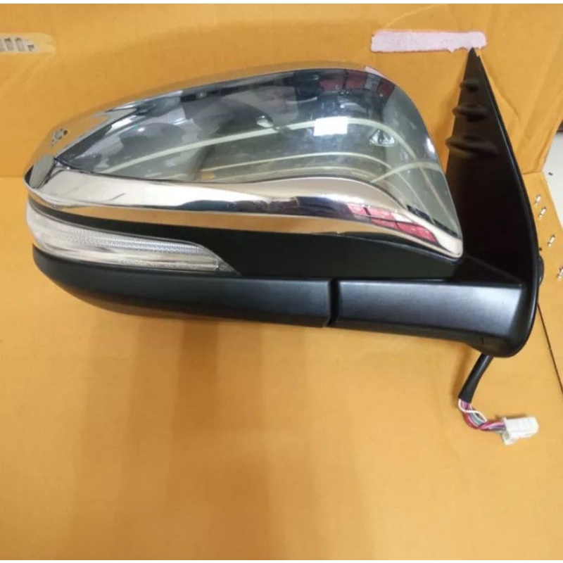 spion fortuner VRZ