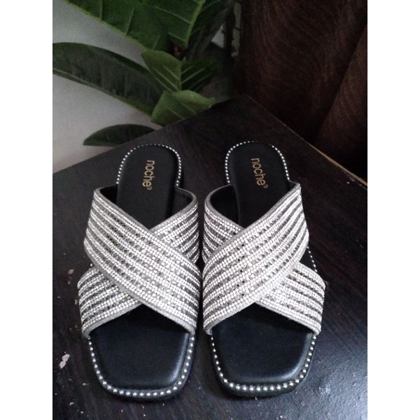 Sandal wanita NOCHE