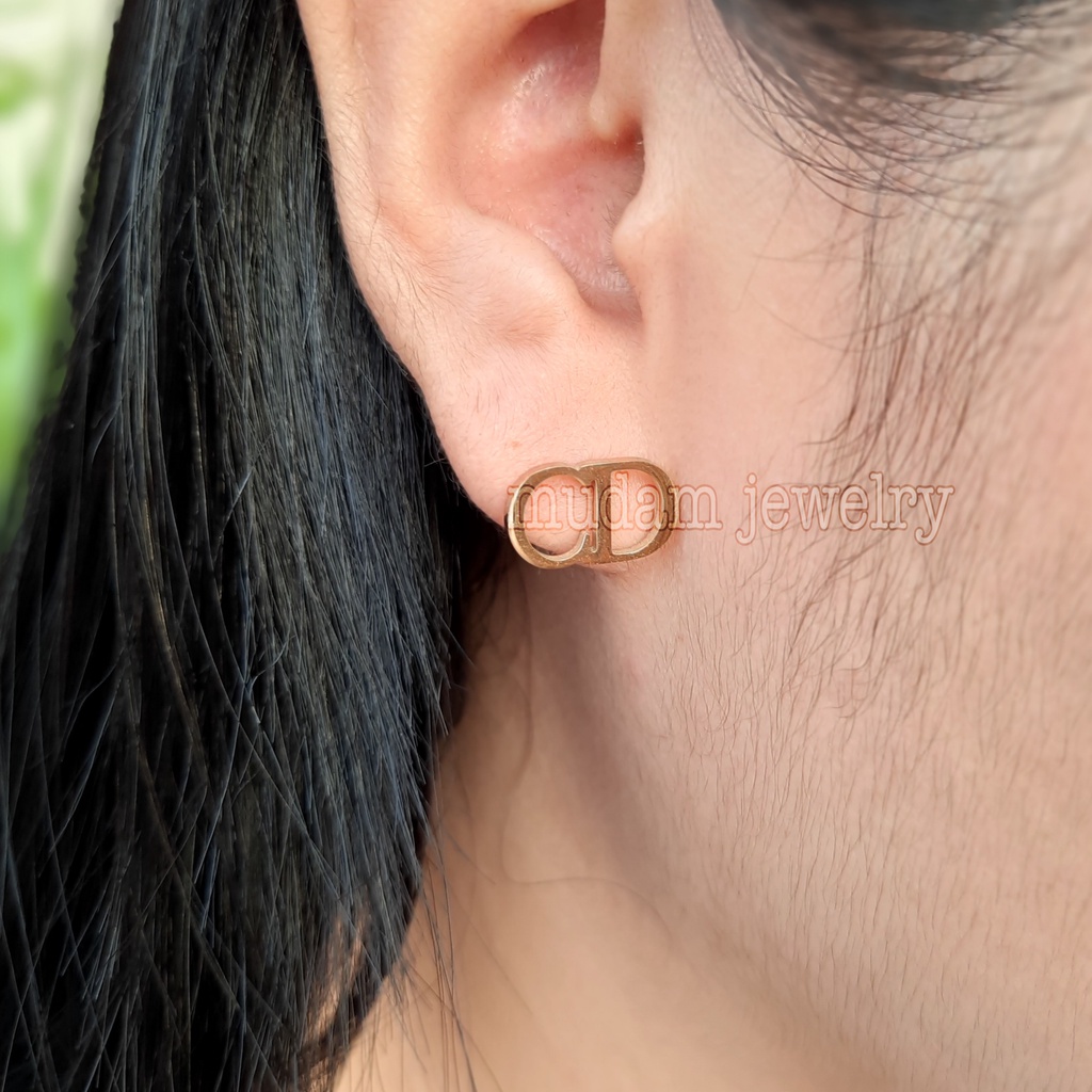 Anting Tusuk Model CD dan Gc Tersedia Warna Rose Gold, Gold dan Silver