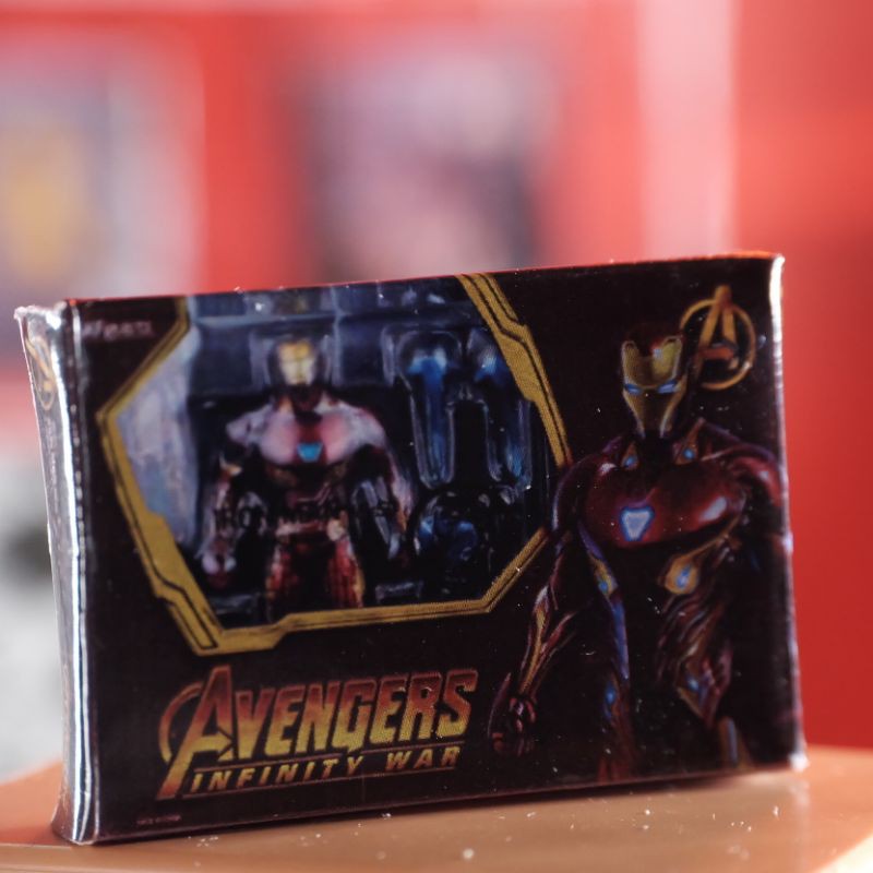 MINIATUR BOX AVANGERS IRONMAN SKALA 1:12 NENDOROID SHF FIGMA