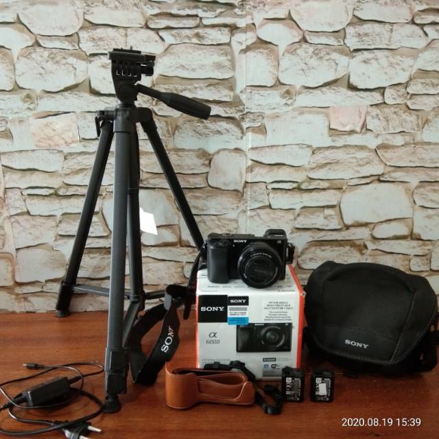 Sony mirrorless A6000 second muluss 95%