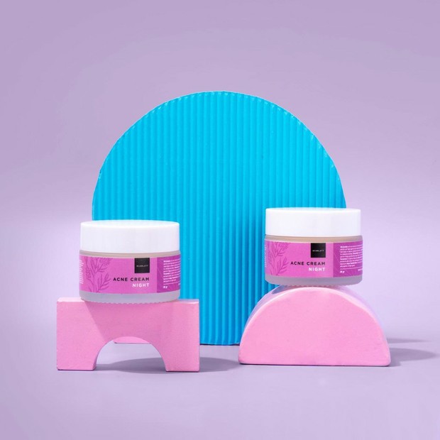 𝐑𝐀𝐃𝐘𝐒𝐀 - Scarlett Whitening Brightly and Acne Cream ( Day &amp; Night )