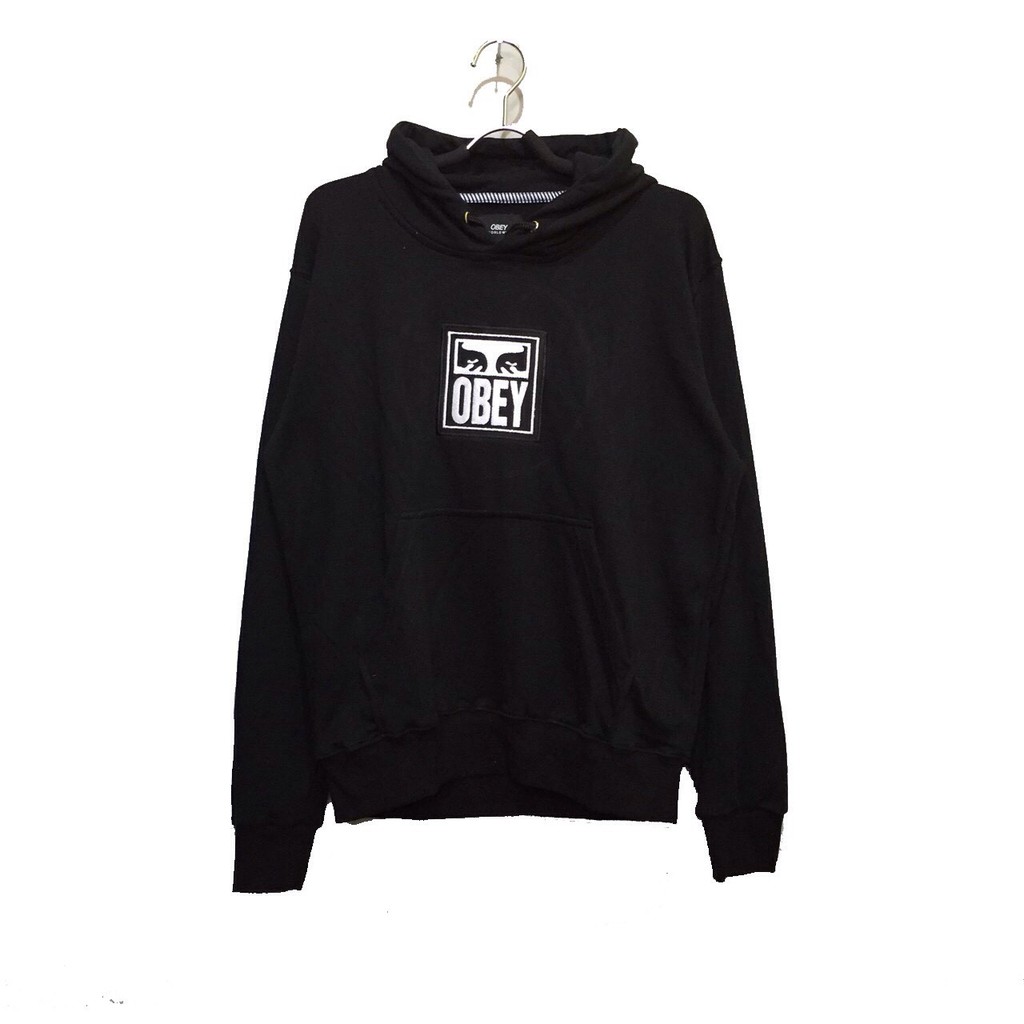 Hoodie Obey Bordir Putih Hitam