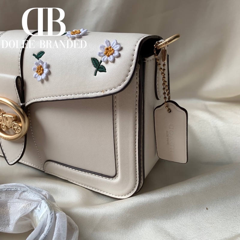 COACH  GEORGIE SHOULDER BAG WITH DAISY EMBROIDERY