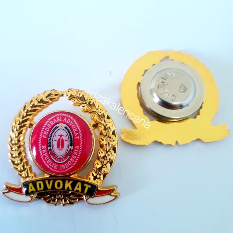 PIN ADVOKAT FERARI