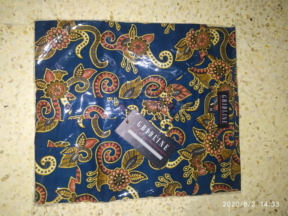 [gridline - R072 & R017] Kemeja Batik Pria Katun Lengan Pendek Regular