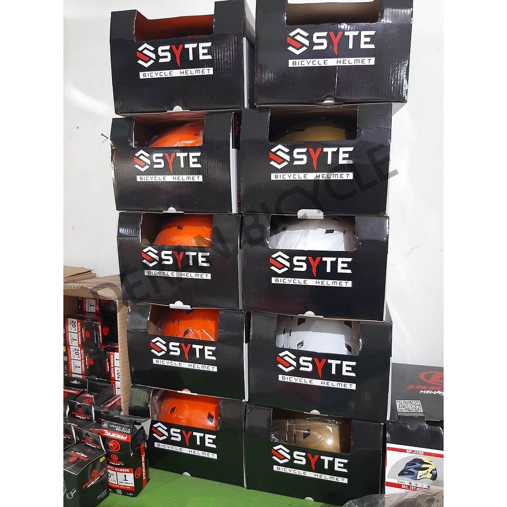 HELM SEPEDA SYTE
