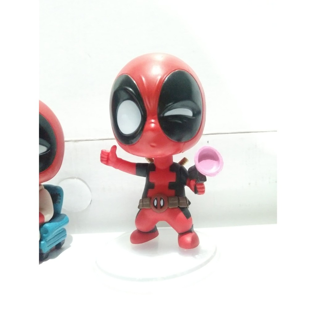 Hot Toys CosBaby Deadpool