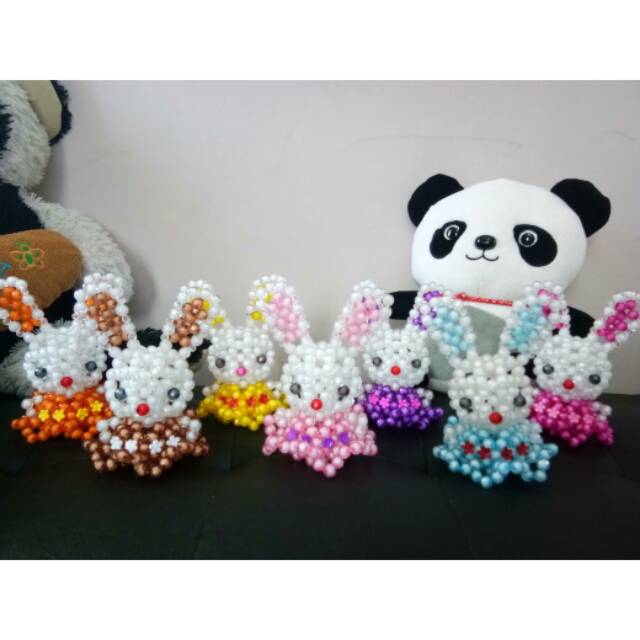 Boneka kelinci besar manik kristal akrilik