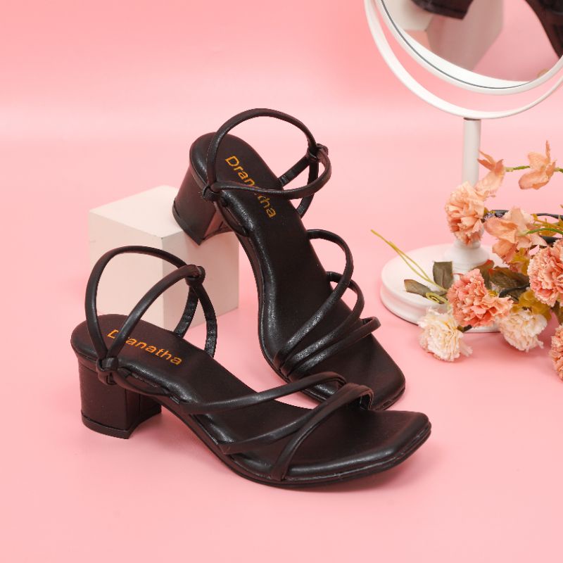 KARLISA DRANATHA HEELS WANITA