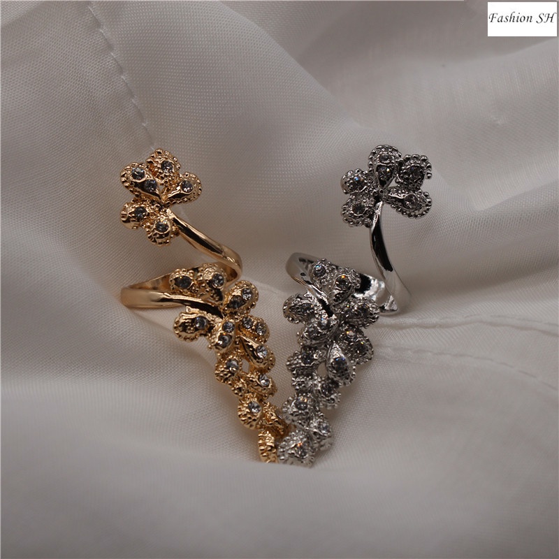 Scarf Ring Clip Brooch Pin Hollow Silk Shawl Buckle M40152