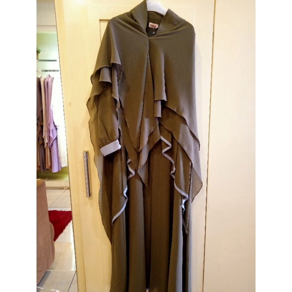 Widya Set by Putri Azmi (army)