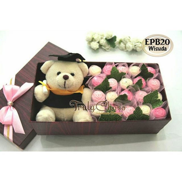 

Trulychoco - cokelat wisuda dan boneka