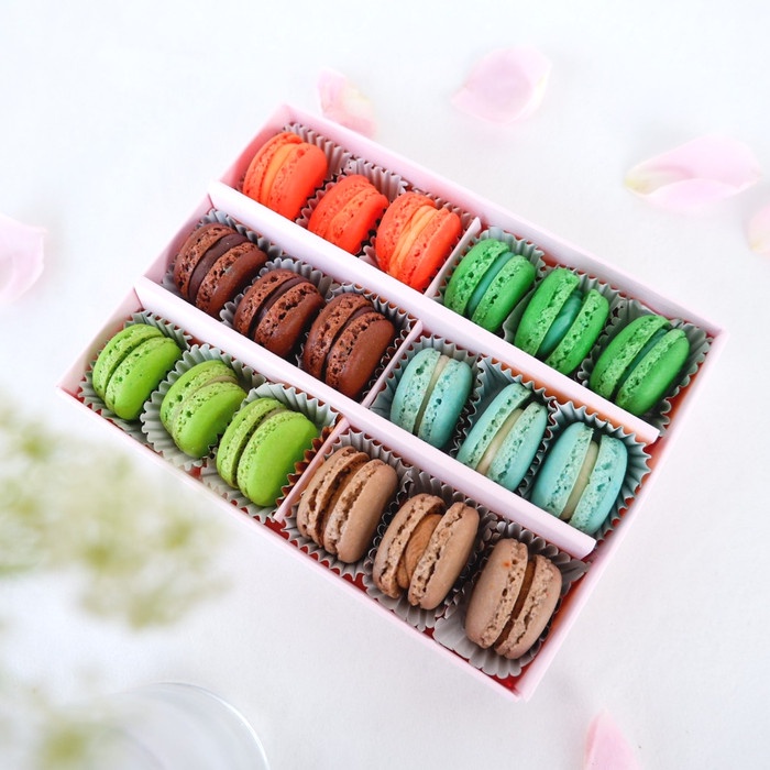 

KERING-KUE- SPECIAL BABY MACARON 18PCS - PILIH RASA(5) -KUE-KERING.