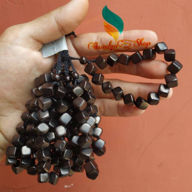 Gelang Koka Dadu hitam