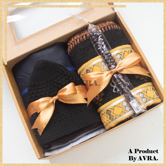 Kado Cowok Box Hampers Sajadah Sarung Paket Kado Ulang Tahun Wisuda Gift Box Birthday