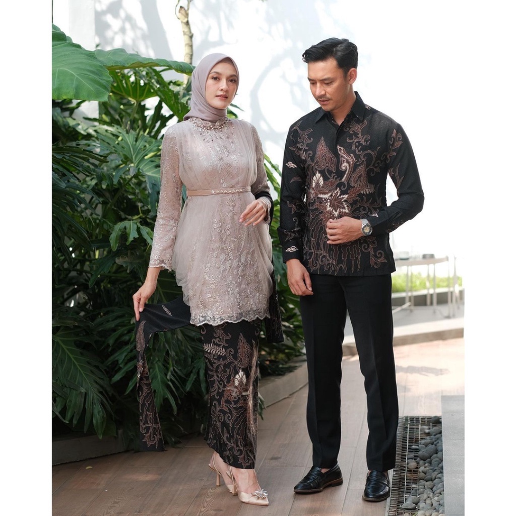 Kebaya Couple Modern Kebaya Wisuda Lamaran Tunangan Baju Kondangan Batik Brukat Terbaru Baju Couple Pasangan Terbaru 2022