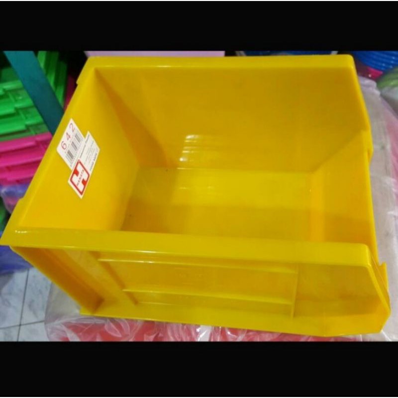 Kotak Perkakas Baut Spare Part Rak Susun Serbaguna Plastik 26x19x15