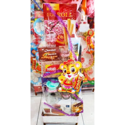 

parcel teko gelas mix snack Imlek CNY lebaran natal