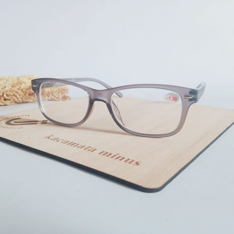 KRJ-8. Kacamata Minus. Model Afgan. Ukuran -0.50 sd -4.00. Tangkai PER