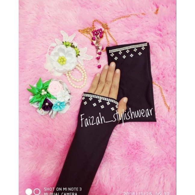 handsock jempol/sarung tangan muslimah