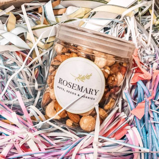 

Rosemary // nuts // seeds & berriess // cemilan sehat