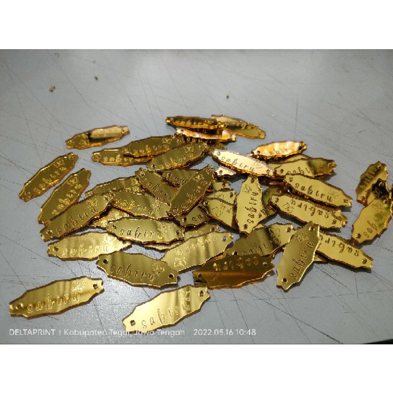 

Label Hijab Akrilik Gold