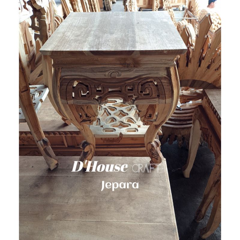 Meja Nakas Ukir Kayu Jati